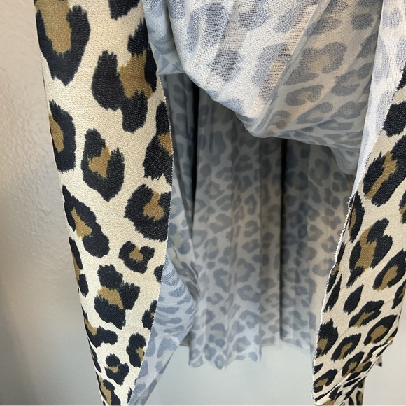 H & M Brown tan and black Leopard print pleated skirt size 0 - Picture 8 of 10